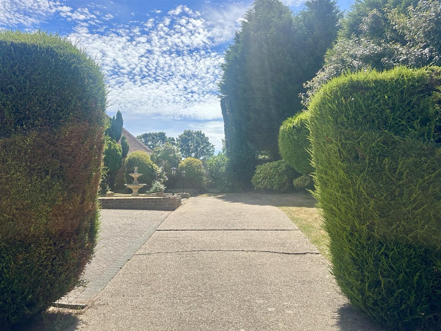Ellerslie Lane, Bexhill-On-Sea